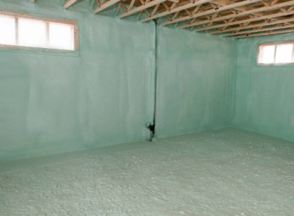 Insulation contractor for spray foam insulation